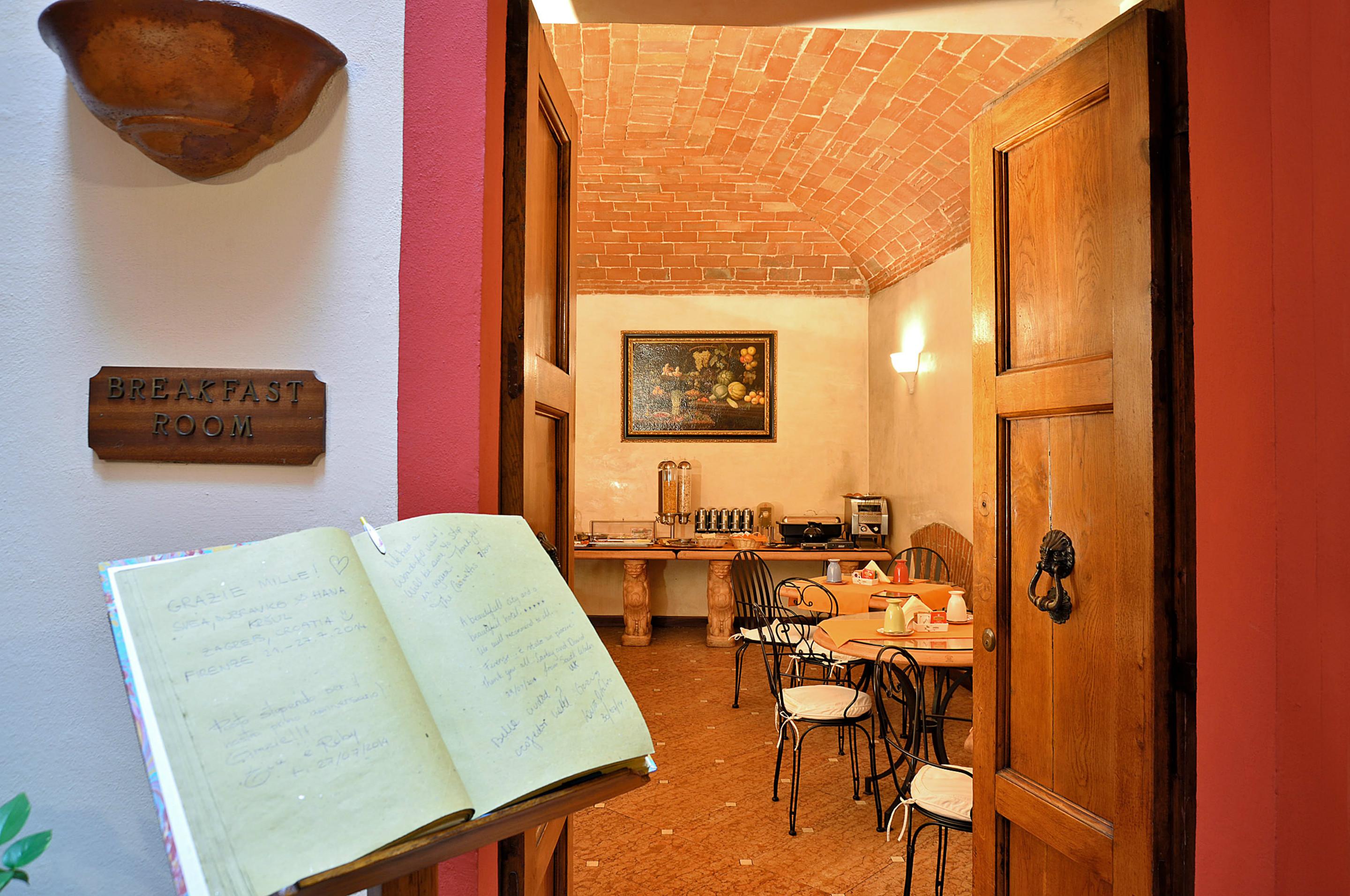 Hotel Porta Faenza Firenze Esterno foto