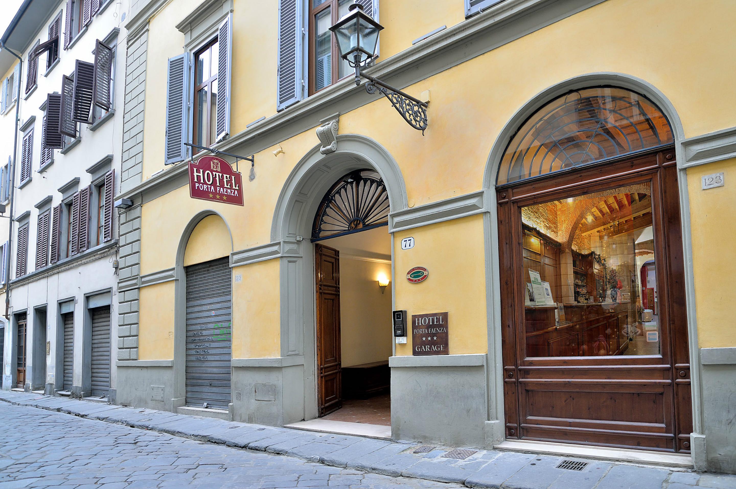 Hotel Porta Faenza Firenze Esterno foto